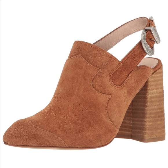 Versailles Pointy Toe Closed Toe Mule Clog - Picture 2 of 4